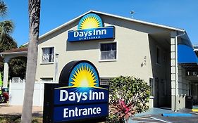 Days Inn By Wyndham Bradenton I-75